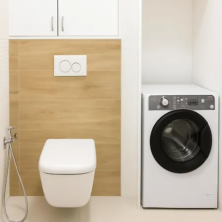 In Business 2br Апартаменты