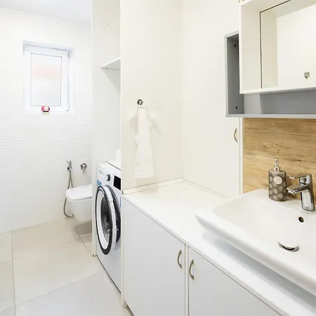 Appartamento In Business 2br *